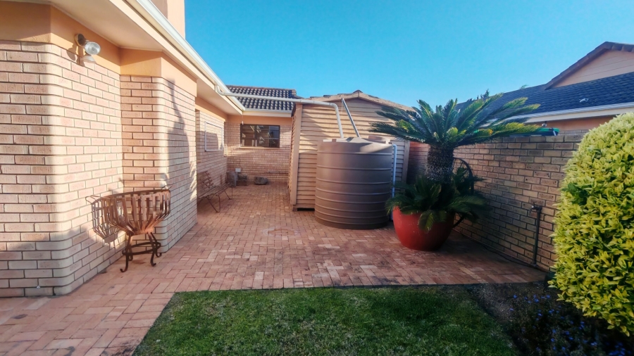 3 Bedroom Property for Sale in Heather Park Western Cape